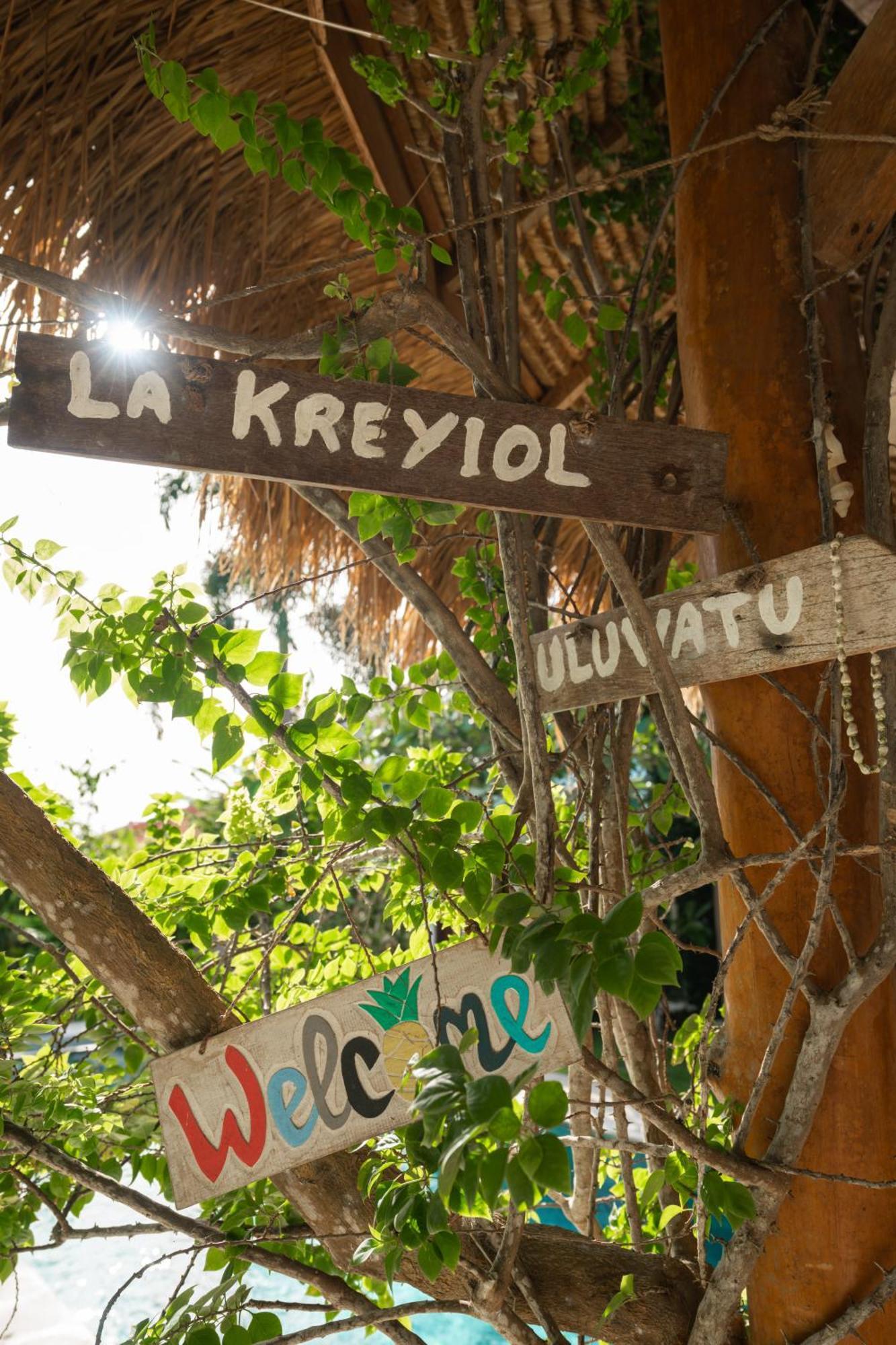 לינה וארוחת בוקר Uluwatu La Kreyiol מראה חיצוני תמונה